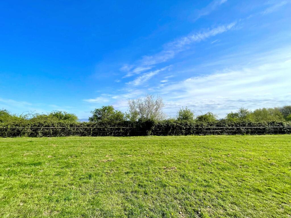 Additional property image - Kittiwake Drive, Portishead