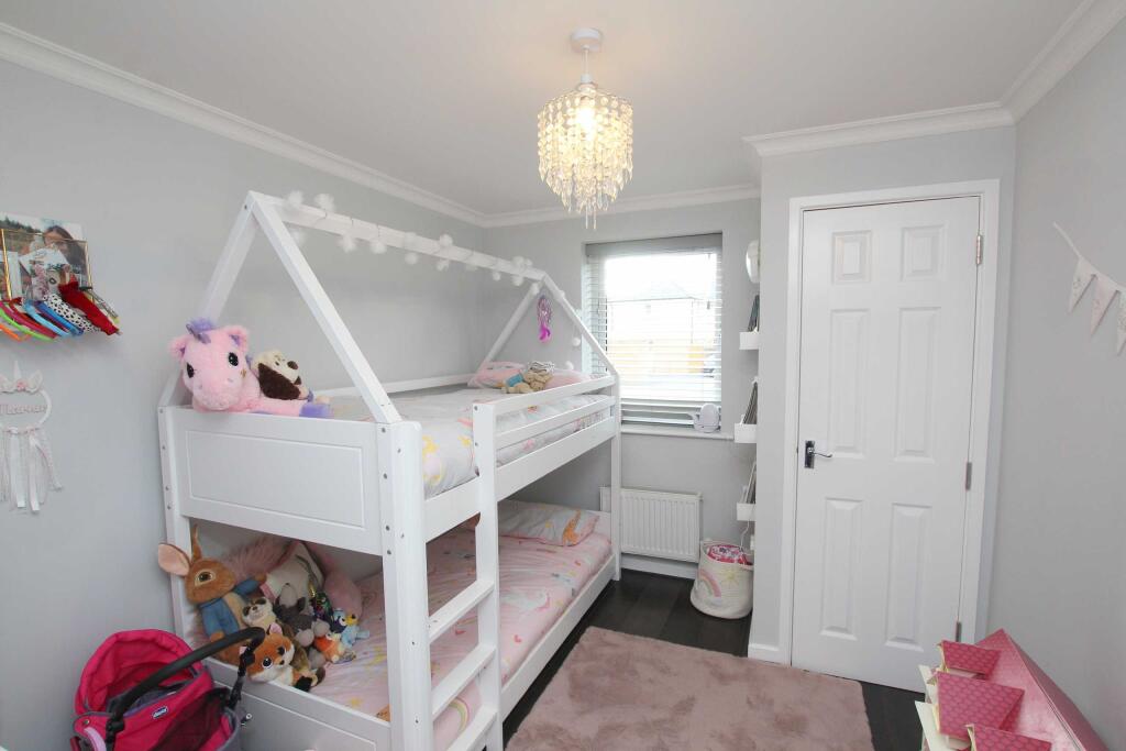 Additional property image - Kittiwake Drive, Portishead