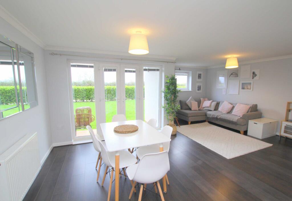 Additional property image - Kittiwake Drive, Portishead