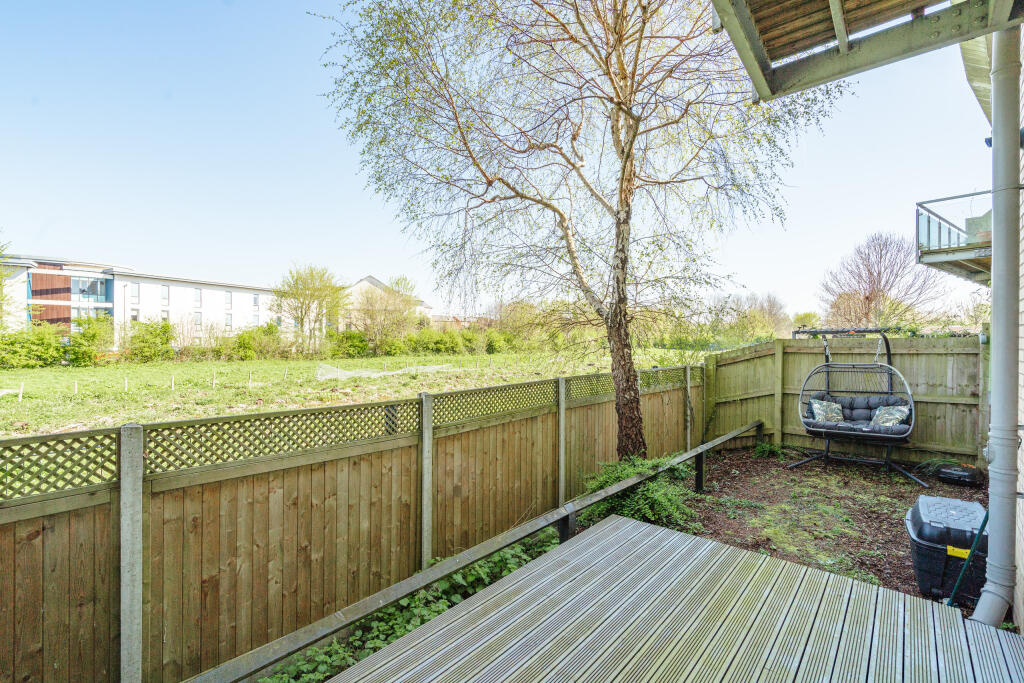 Main image of property: Flat 5, 1 Harbour Crescent, Portishead
