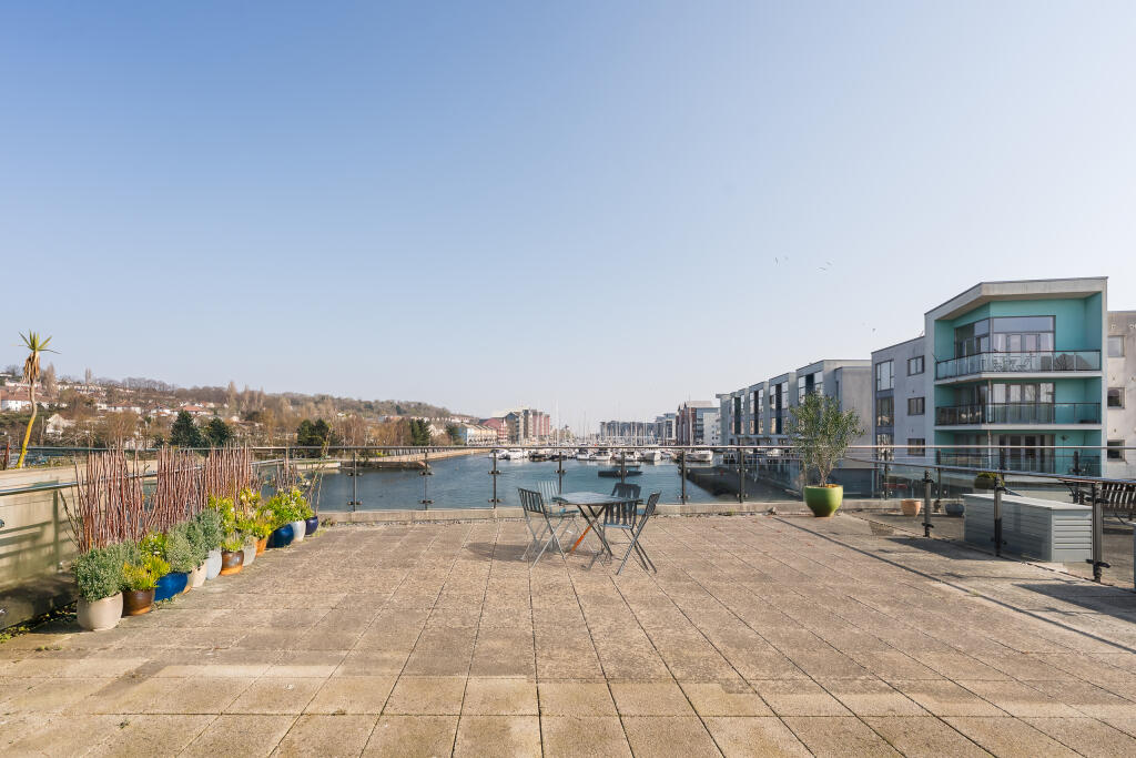 Main image of property: The Mirage, Portishead