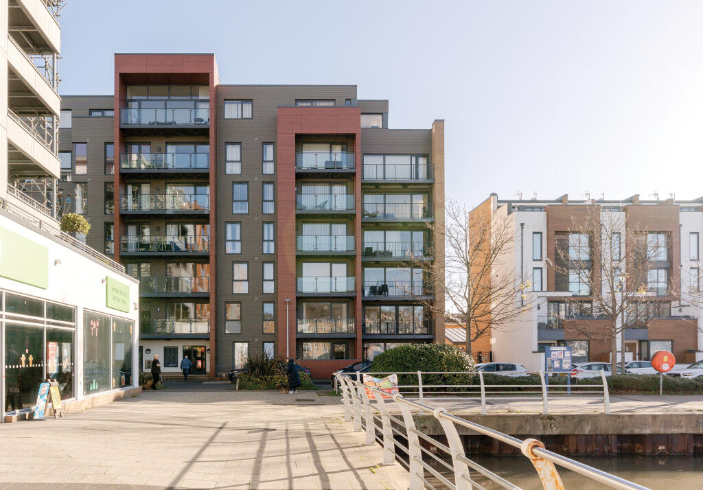 Main image of property: Newfoundland Way, Portishead, North Somerset