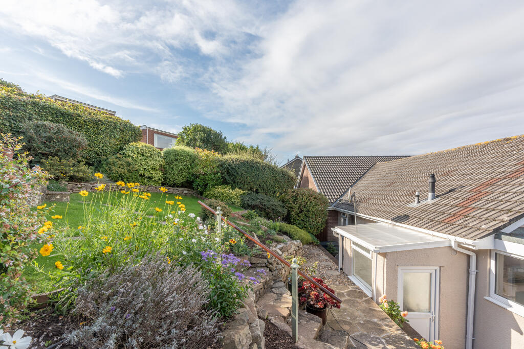 2 bedroom bungalow for sale in Newhaven Road, Portishead, BS20