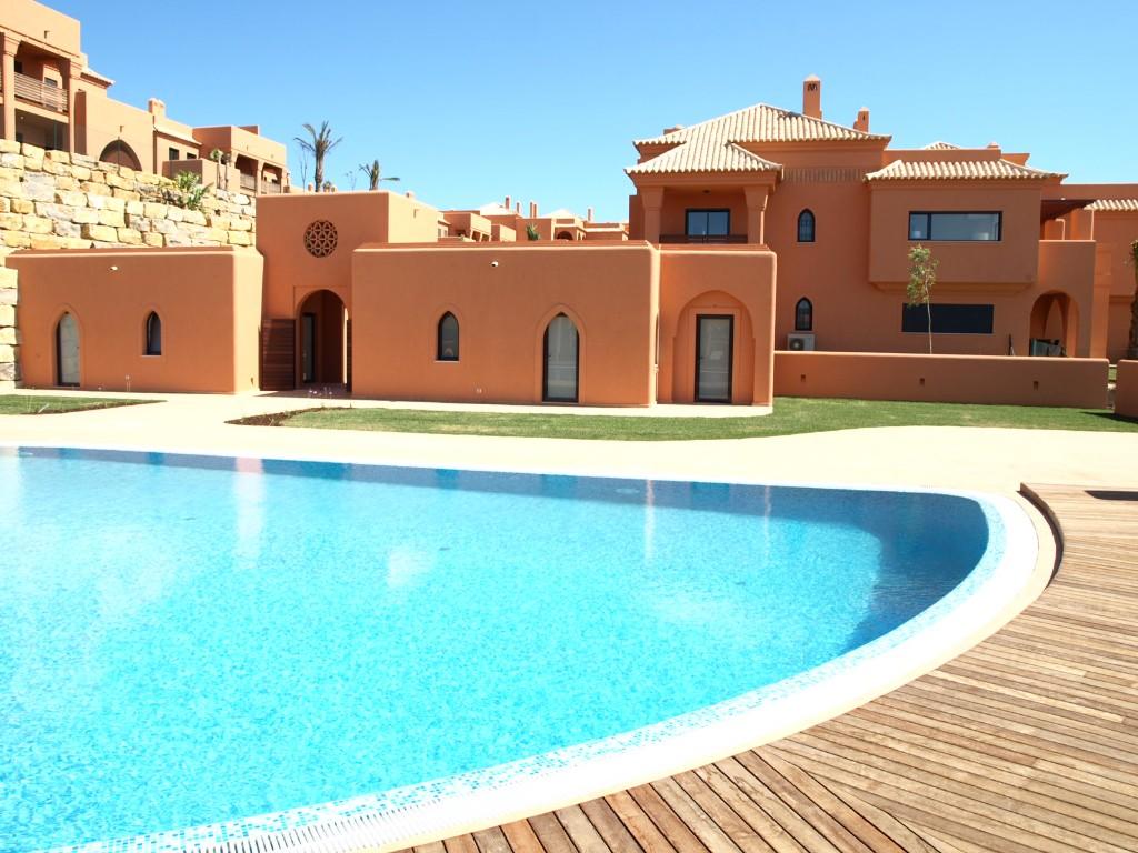 2 bedroom apartment for sale in Alcantarilha, Algarve, Portugal