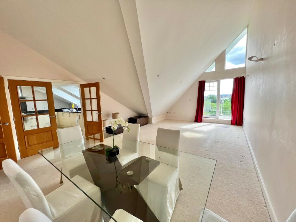 2 bedroom apartment for sale in Belle Vue Road, Exmouth, EX8