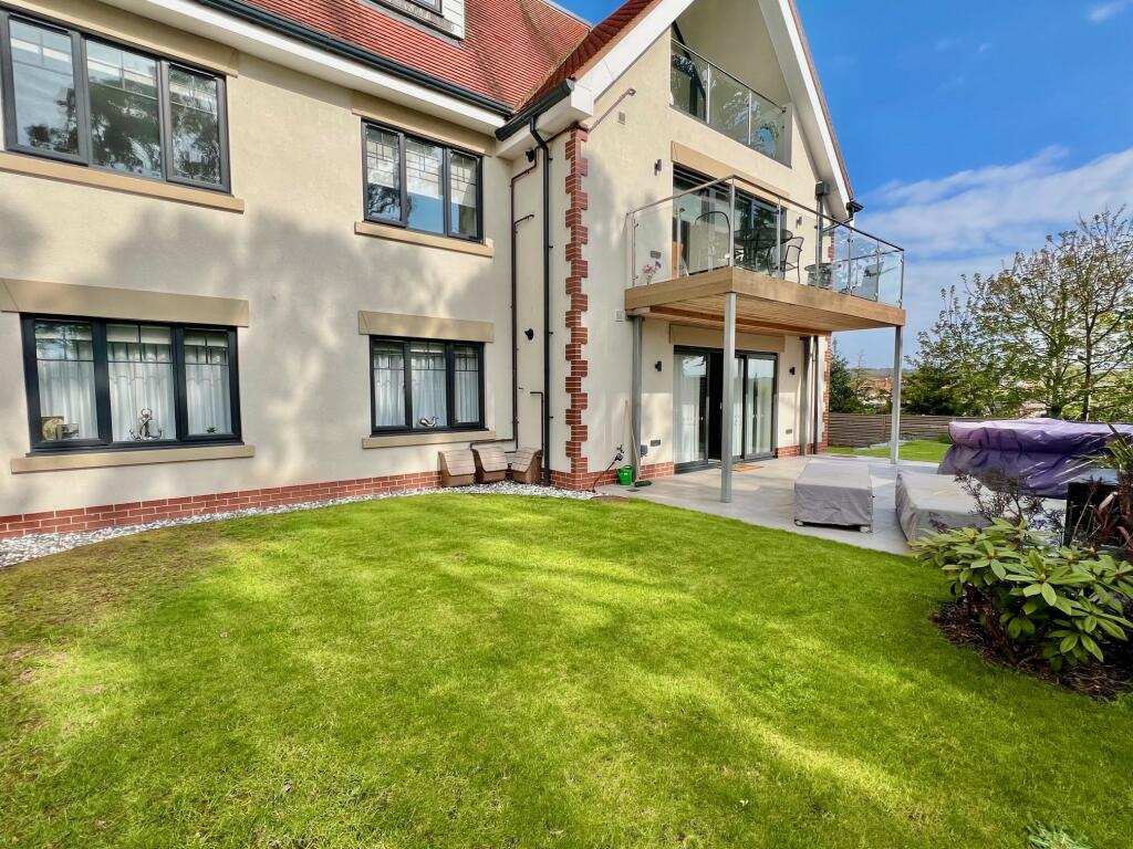 3 bedroom apartment for sale in Cranford Avenue, Exmouth, EX8