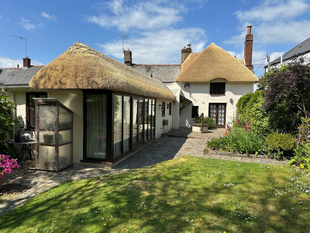 Main image of property: Longmeadow Road, Lympstone, Exmouth