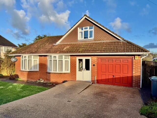 Main image of property: Seafield Ave, Exmouth