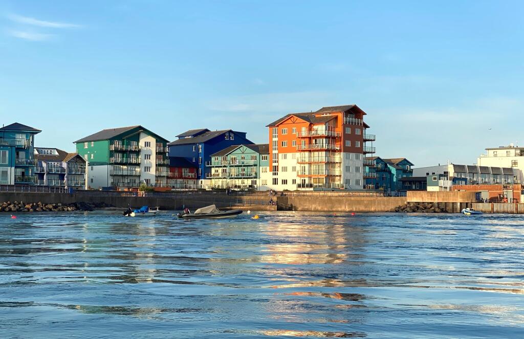 3 bedroom apartment for sale in Regatta Court ,Shelly Road Exmouth, EX8