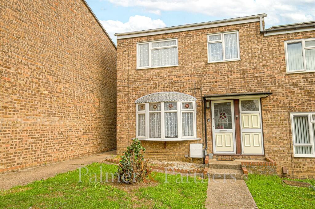 Main image of property: Thorpe Walk, Colchester, Essex, CO4
