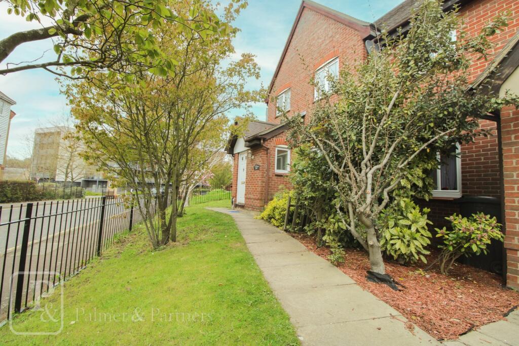 Main image of property: Peppercorn Close, Colchester, Essex, CO4