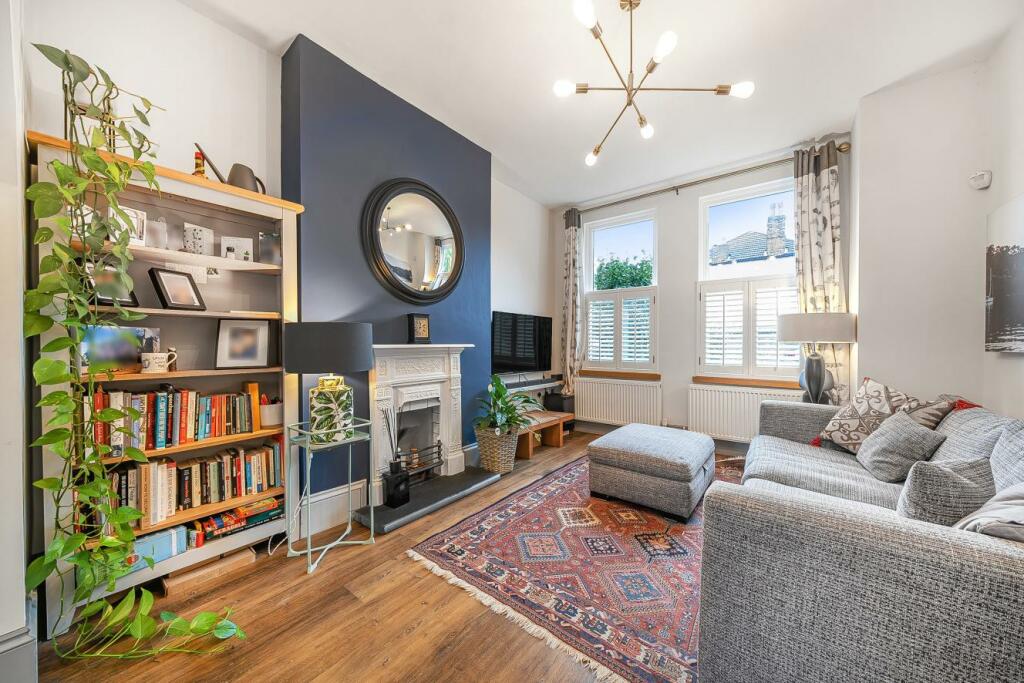 4 bedroom end of terrace house for sale in Torridon Road, Catford, SE6