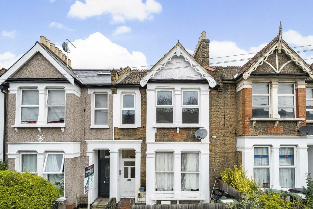 2 bedroom flat for sale in Laleham Road, Catford, SE6