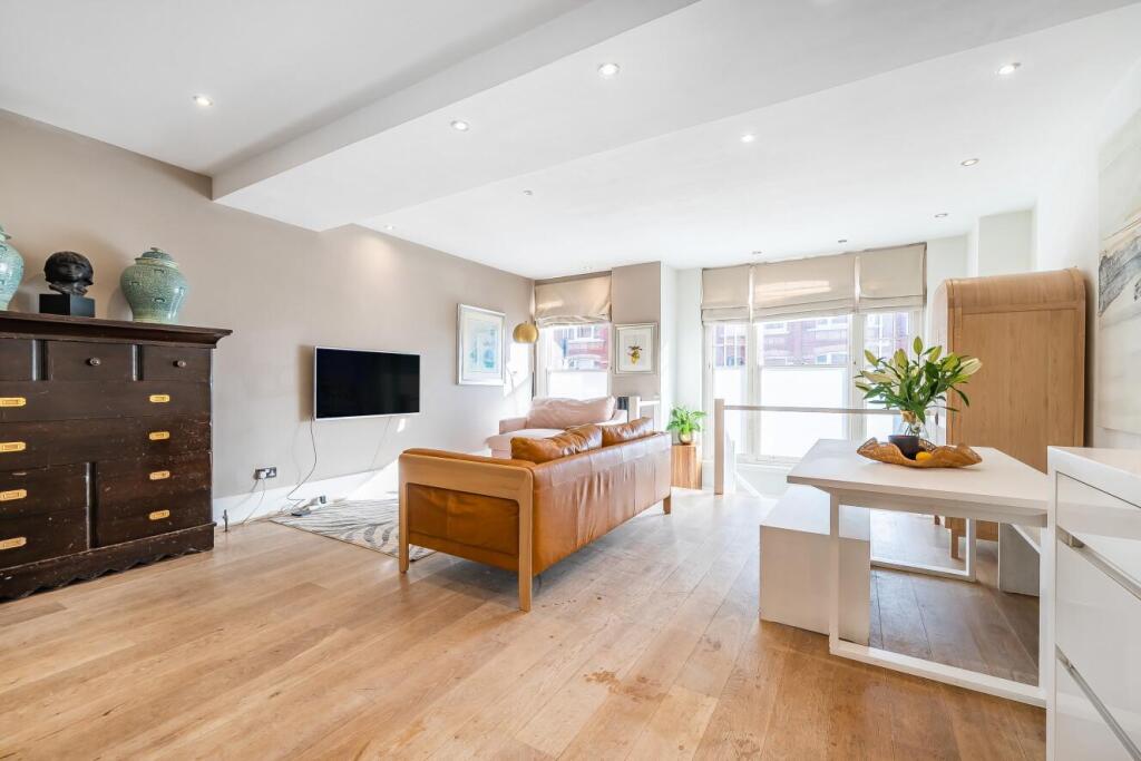 Main image of property: Fulham Park Gardens, Fulham, London, SW6