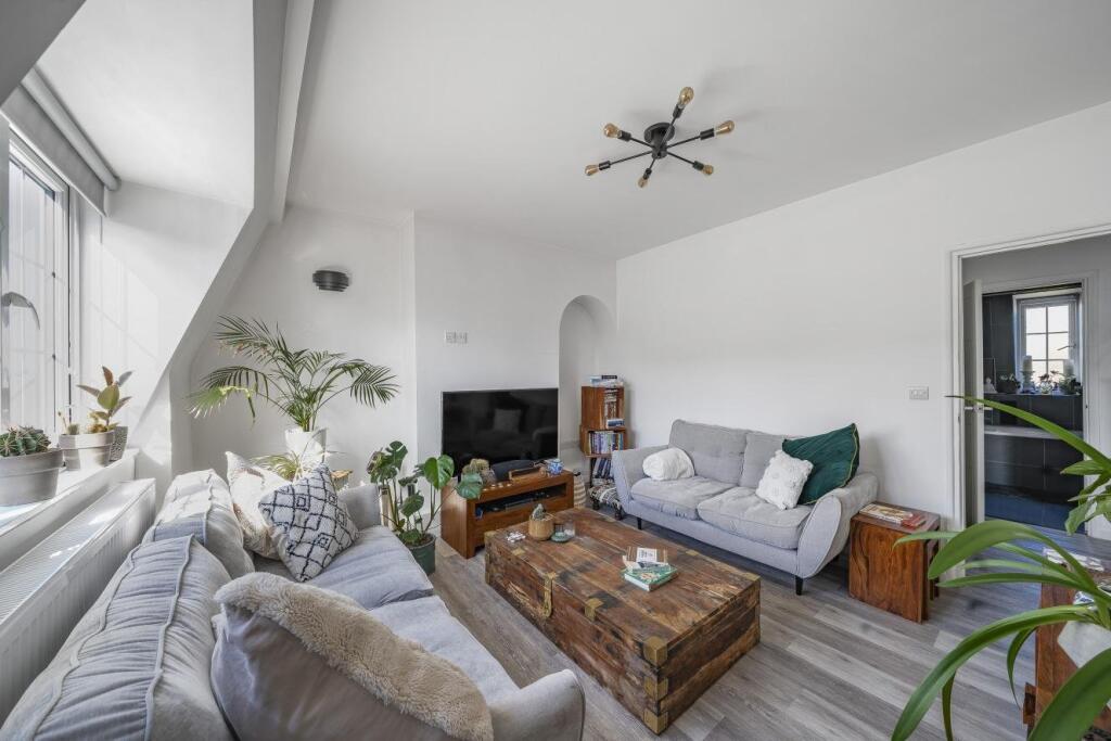 Main image of property: Scarlet Road, Catford, London, SE6