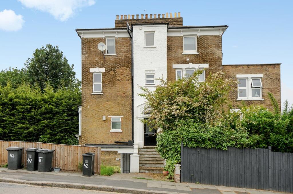 Main image of property: Ravensbourne Park, Catford, London, SE6