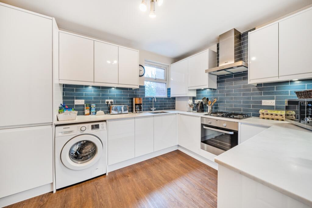 Main image of property: Bromley Road, Catford, London, SE6