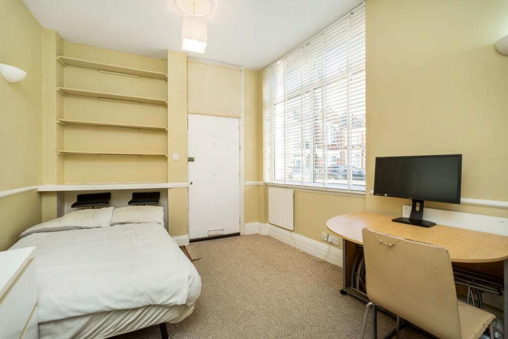 Main image of property: Munster Road, London, SW6