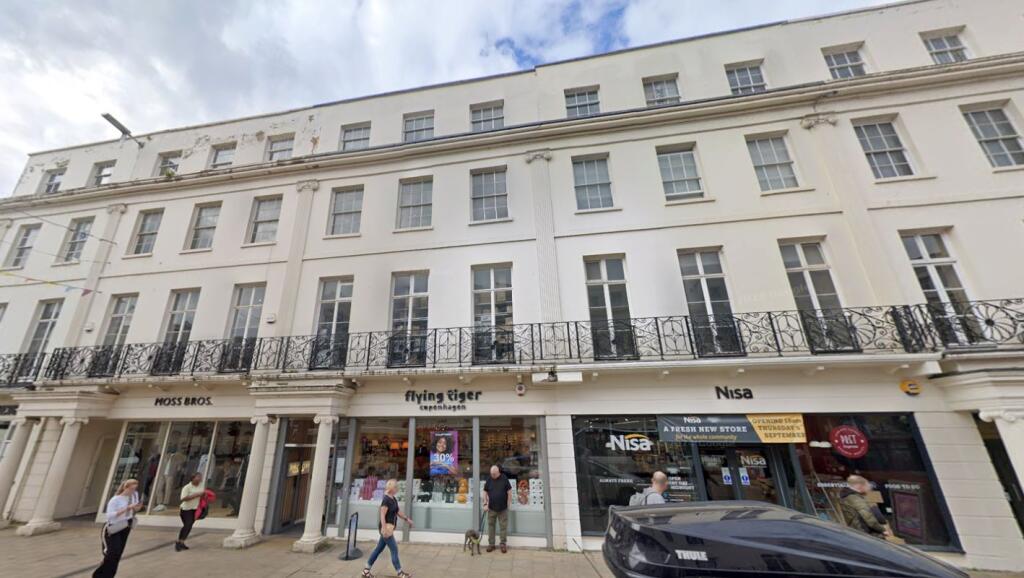 Additional property image - 38 The Parade, Leamington Spa, Warwickshire, CV32 4DN