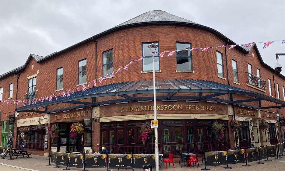 Main image of property: 4C The Quadrant Alcester Street, Redditch, Worcestershire, B98 8AE