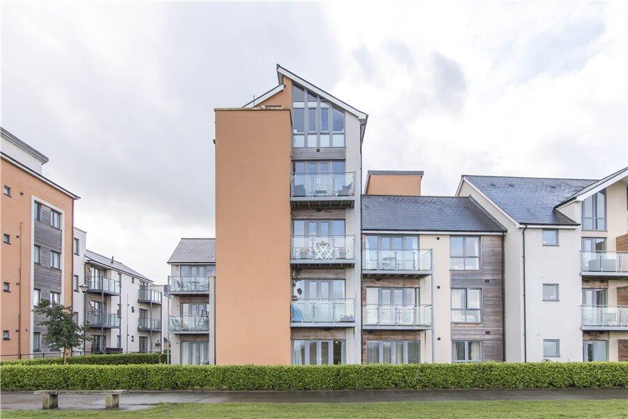 Main image of property: Kittiwake Drive - Portishead Marina