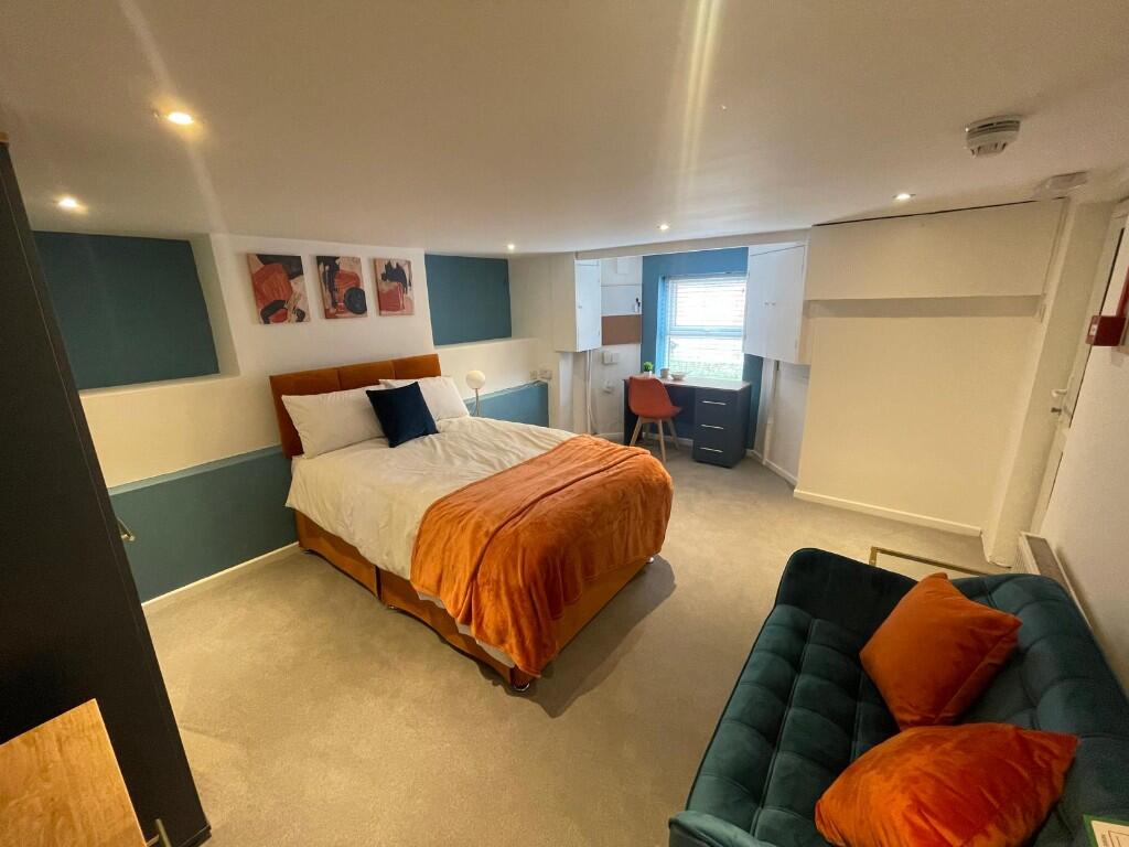 Main image of property: Woodbridge Road, Ipswich, Suffolk, IP4