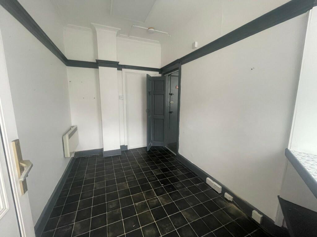 Additional property image - West Avenue, Clacton-On-Sea, Essex, CO15