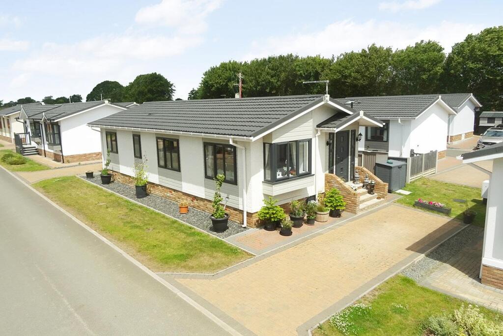 Main image of property: The Grange, Lutterworth