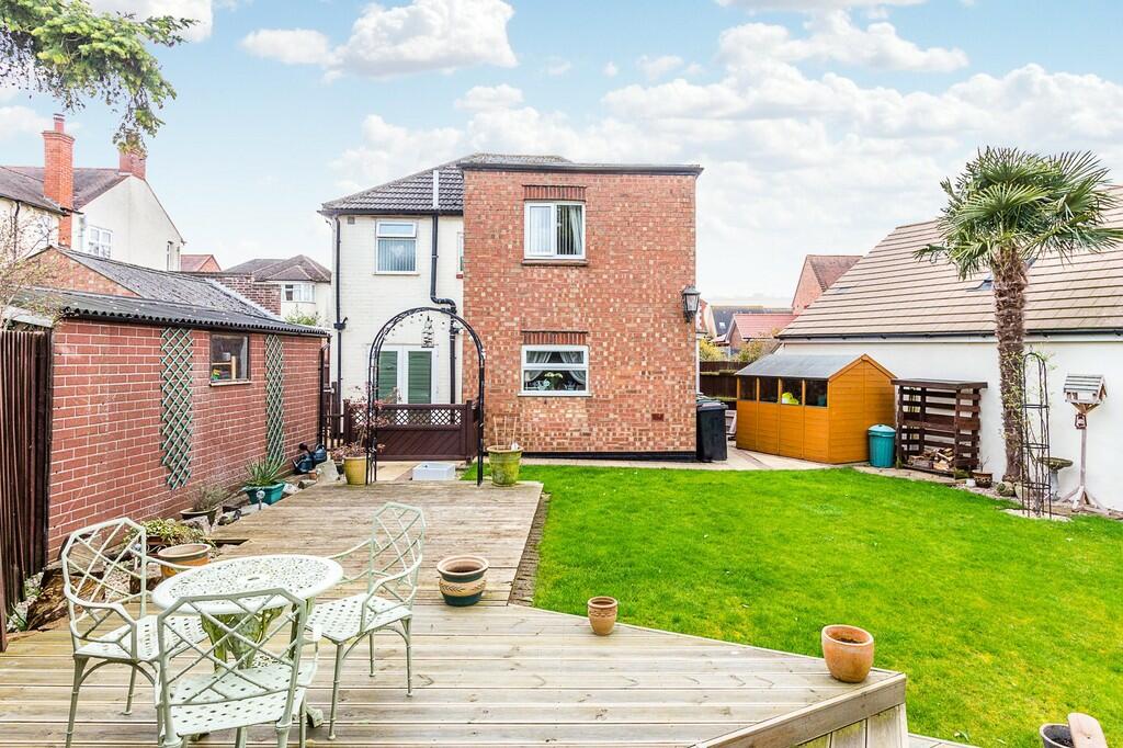 3 bedroom detached house for sale in Wharf Road, Higham Ferrers, NN10