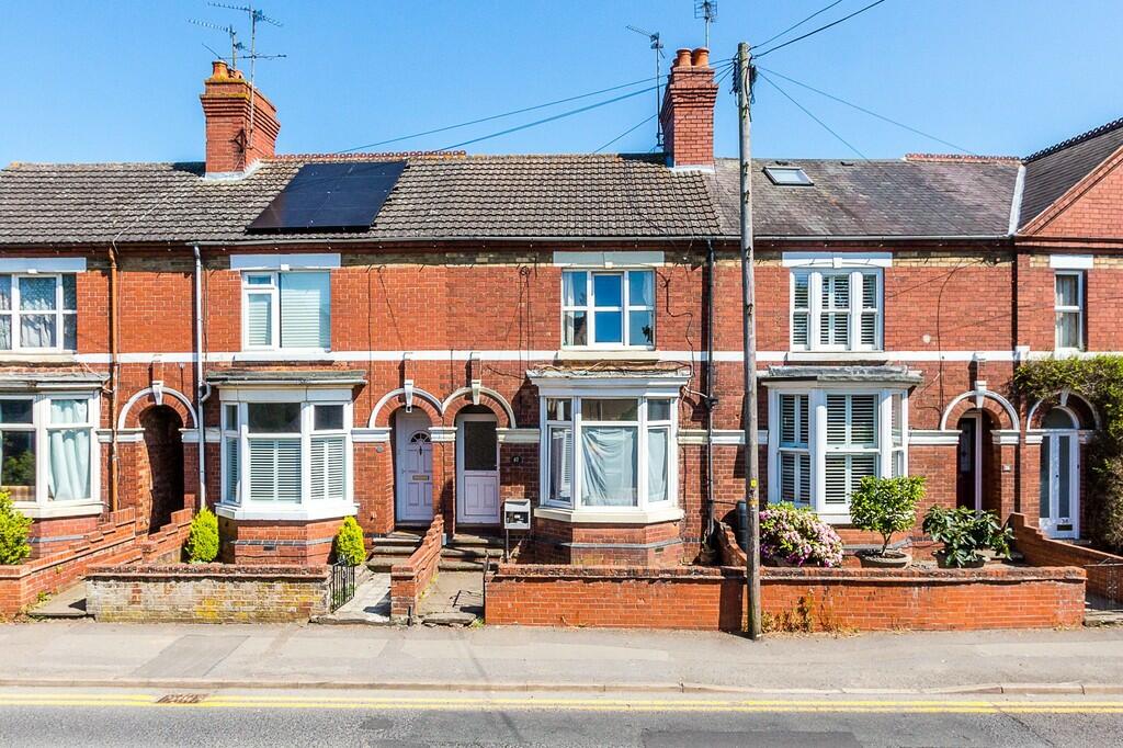 3 bedroom terraced house for sale in North End, Higham Ferrers, NN10