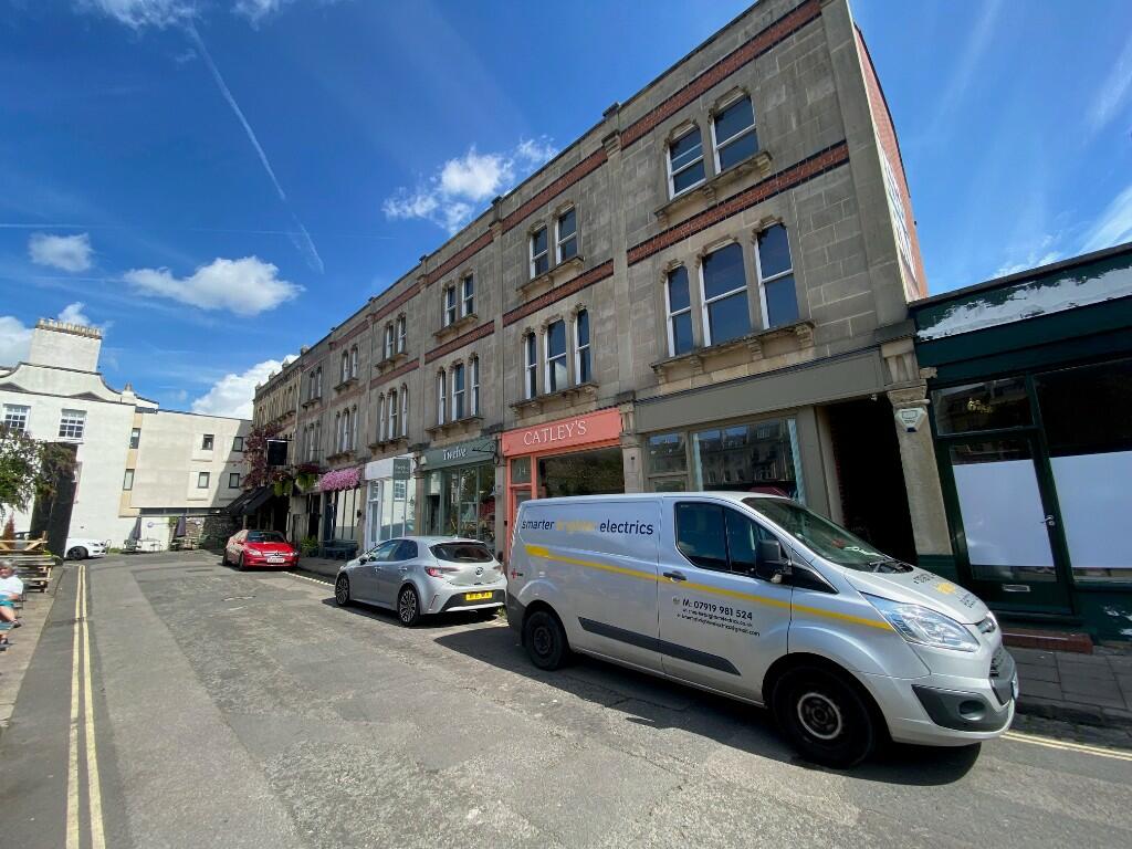 Additional property image - Kings Road, Bristol, BS8