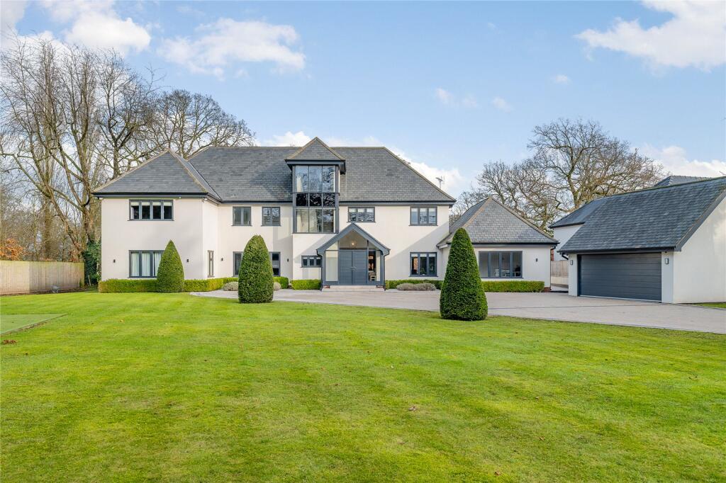 Main image of property: Warrington Road, Mere, Knutsford, Cheshire, WA16