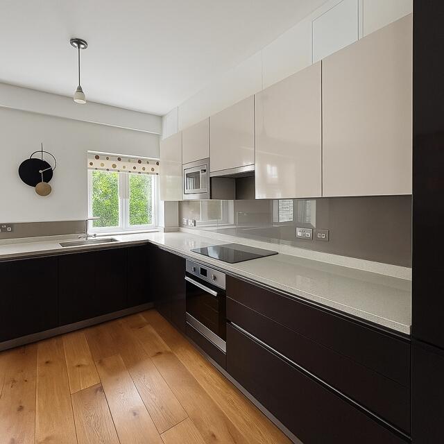 Main image of property: Sheen Road, 
Richmond, TW9
