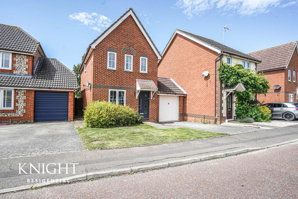 3 bedroom detached house for sale in Keelers Way, Great Horkesley