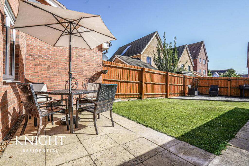 Additional property image - Magpie Chase, Stanway, Colchester, CO3