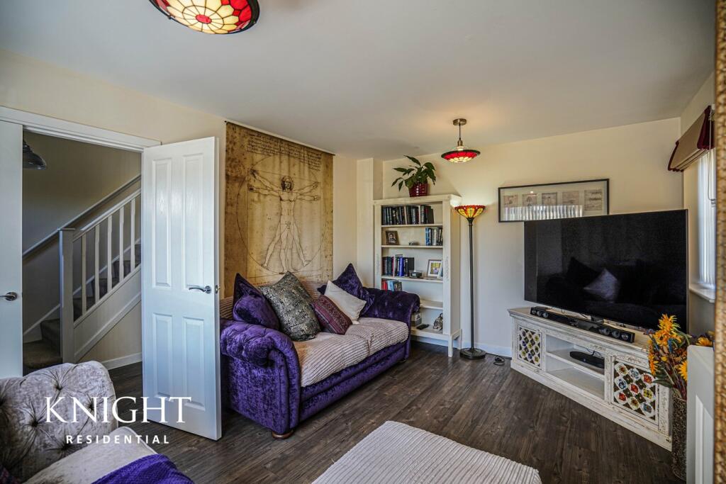 Additional property image - Magpie Chase, Stanway, Colchester, CO3
