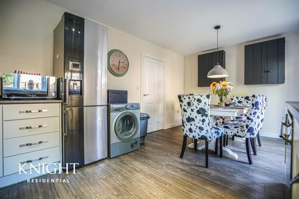 Additional property image - Magpie Chase, Stanway, Colchester, CO3