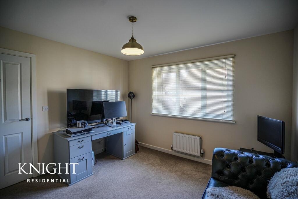 Additional property image - Magpie Chase, Stanway, Colchester, CO3