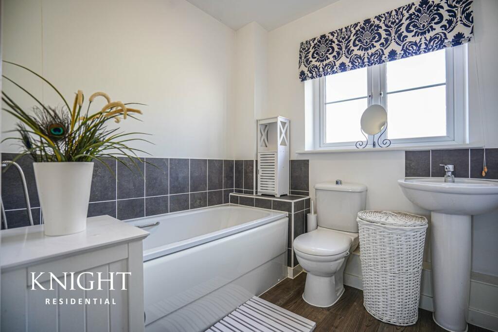 Additional property image - Magpie Chase, Stanway, Colchester, CO3