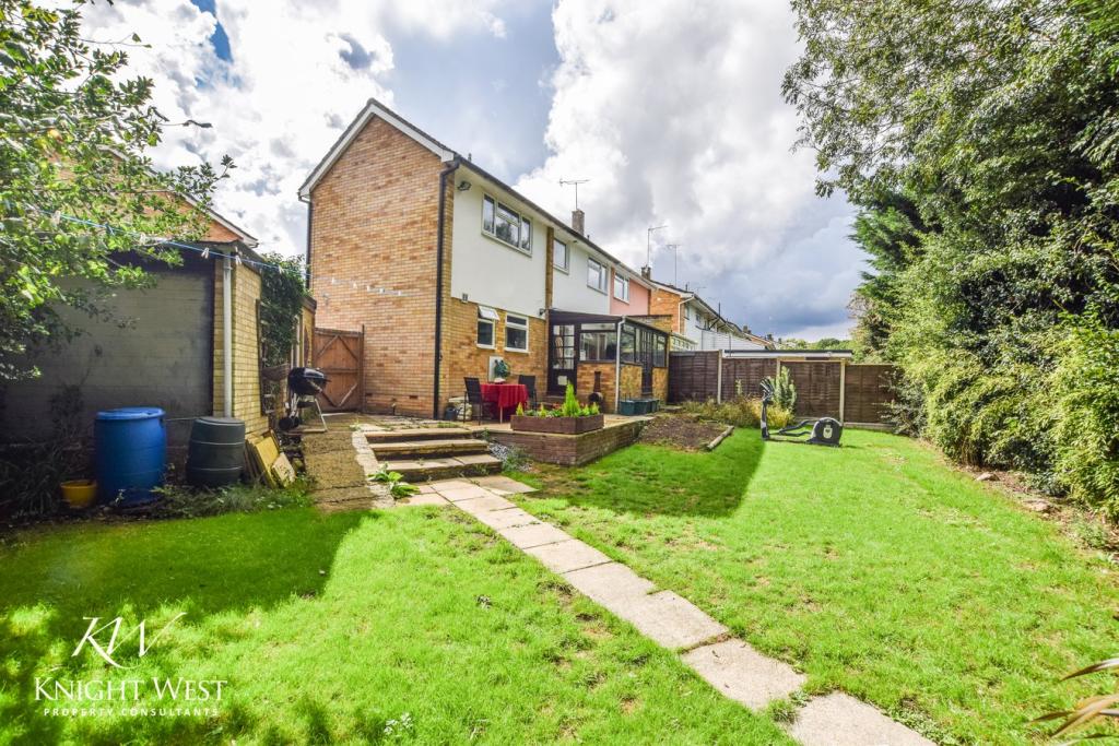 4 bedroom semidetached house for sale in The Walk, Eight Ash Green