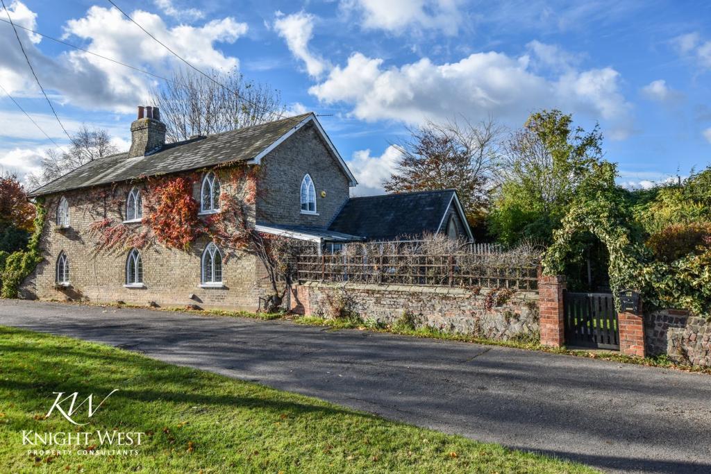 3 bedroom semidetached house for sale in School Road, Copford