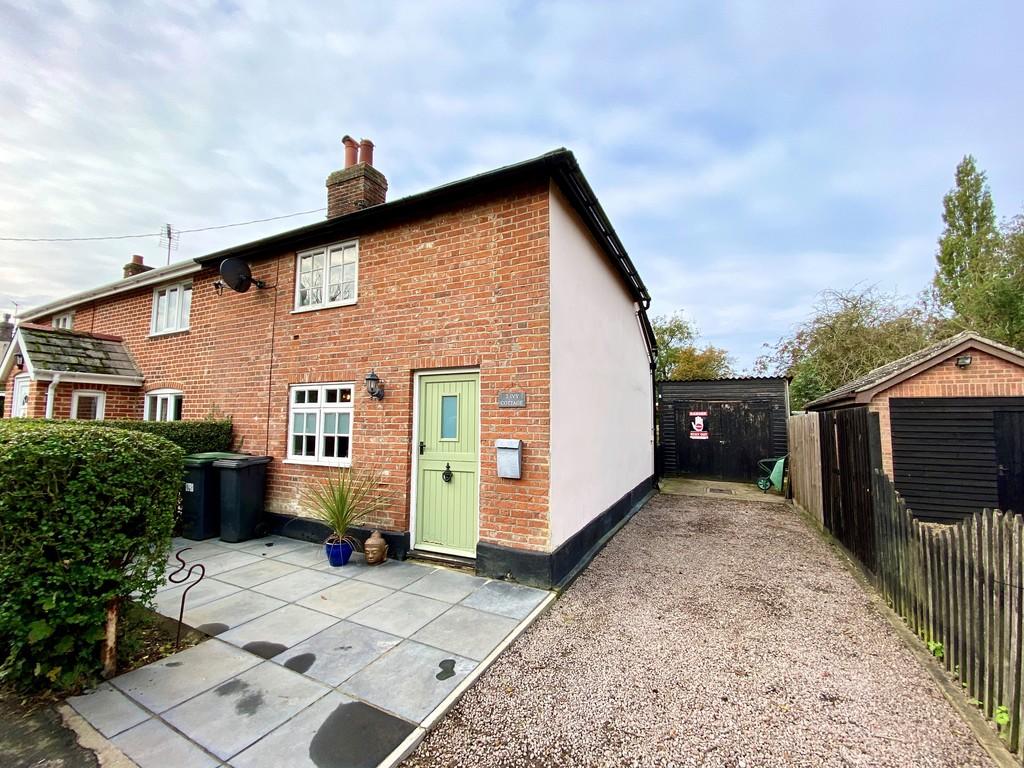 2 bedroom semidetached house for sale in Mendlesham Green, Stowmarket