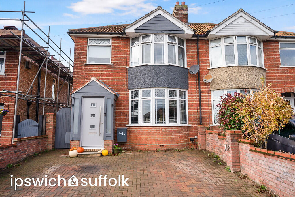 Main image of property: Pinecroft Road, Ipswich