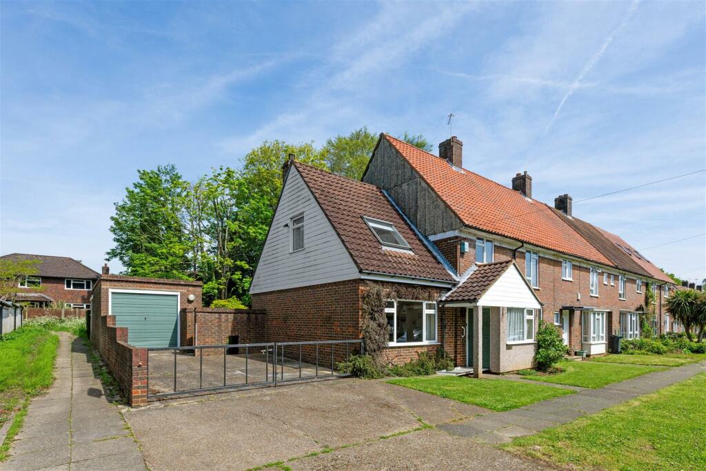 Main image of property: Thornfield Road, Banstead