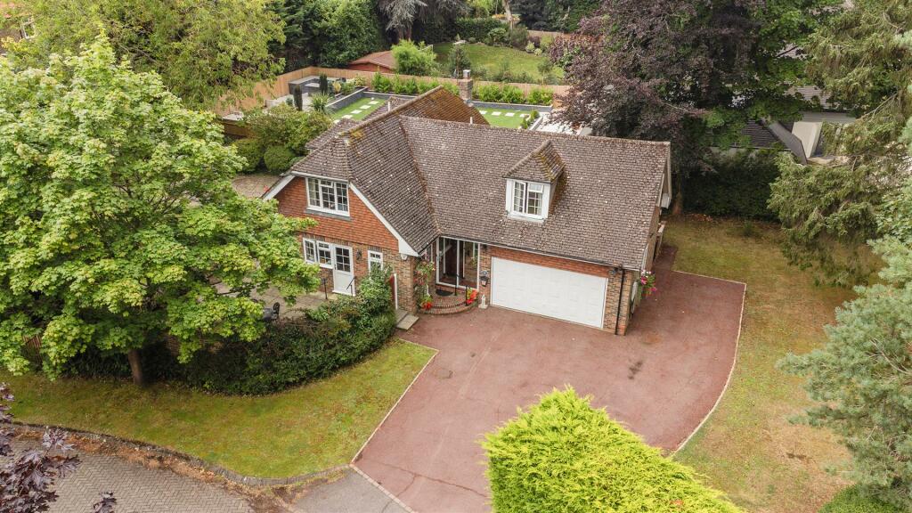 Main image of property: Barn Close, Banstead