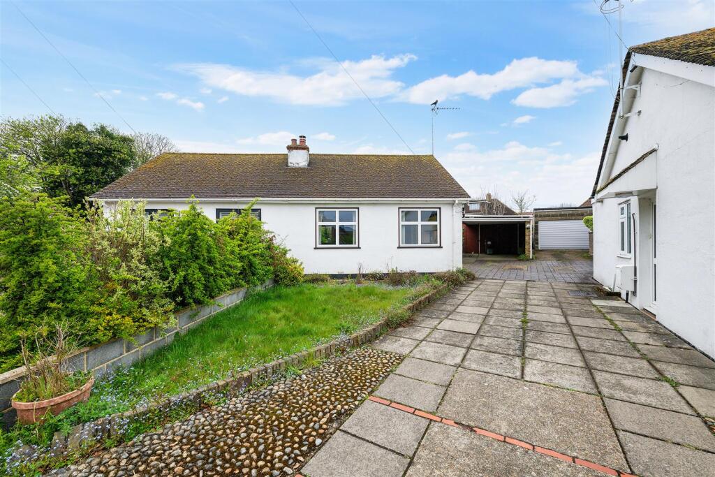 Main image of property: Beckenshaw Gardens, Banstead