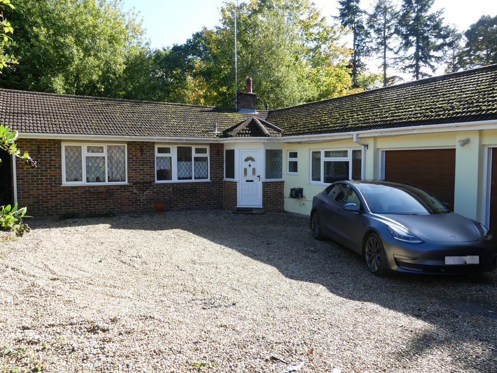 Main image of property: Copthorne Common, Copthorne, Crawley