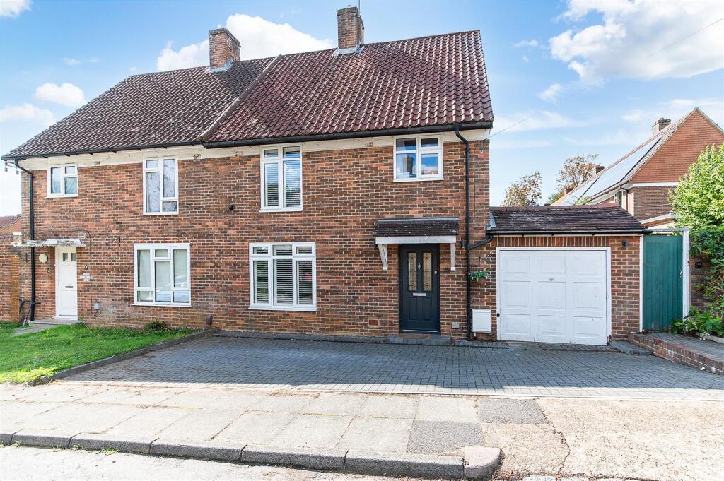 Main image of property: Chalk Pit Road, Banstead