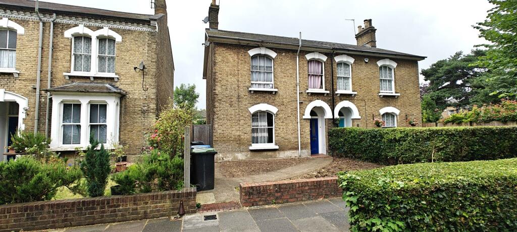 Main image of property: Sydney Road, Enfield, EN2