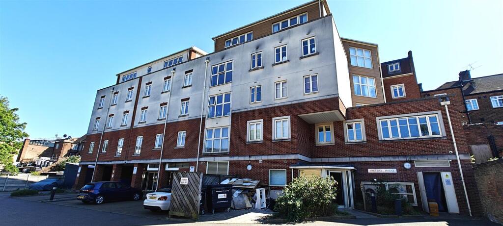 Main image of property: Heritage House, Chase Side, Southgate, N14